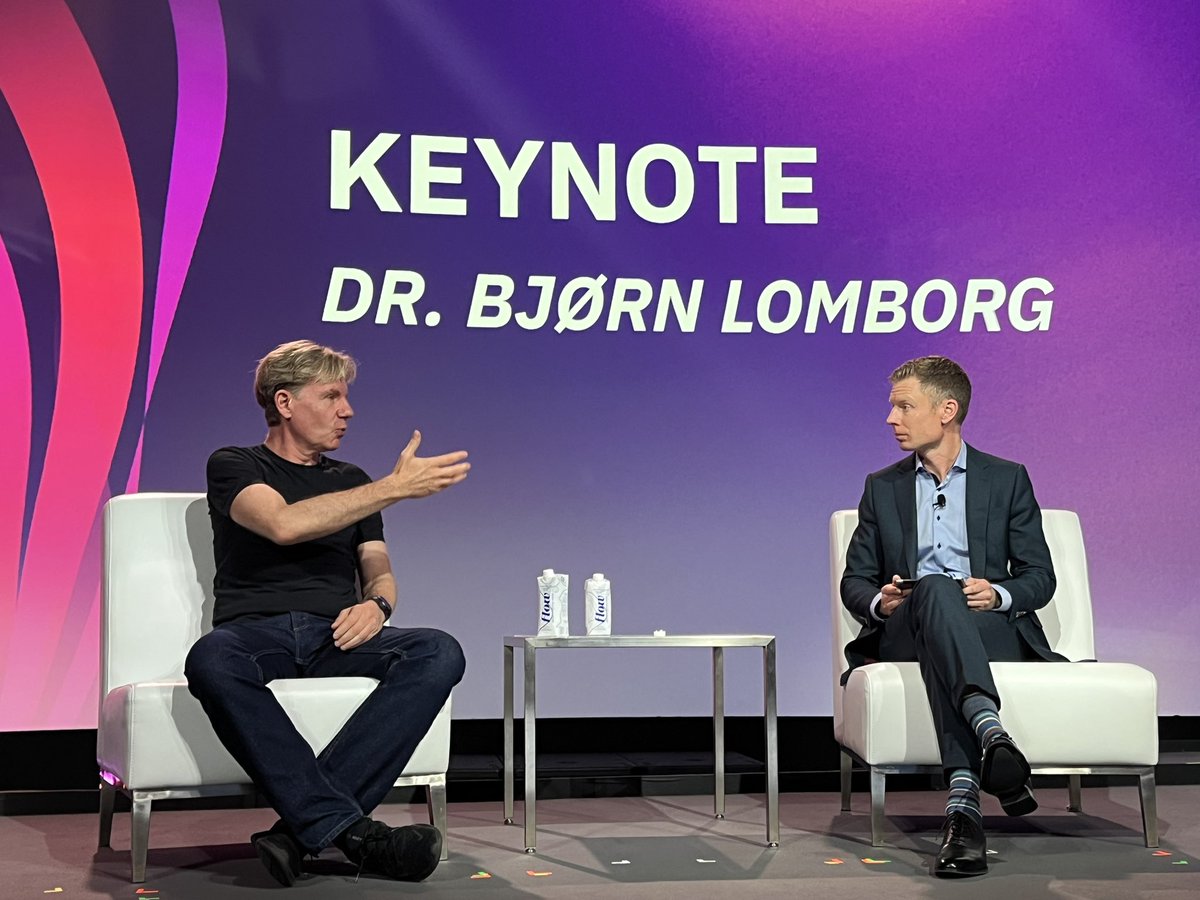 igrc2024's tweet image. Thank you Dr. Bjorn Lomborg, for a remarkable Keynote session! 👏🌟 
His valuable insights on the industry&apos;s ability to address global challenges through ongoing innovation, offered a factual and fresh outlook on creating smart solutions via #economicPrioritization to address…