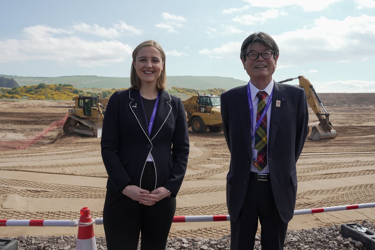 'Scotland is fast becoming a renewables powerhouse.' Net Zero & Energy Secretary @MairiMcAllan today marked the start of Sumitomo Electric’s £350m subsea cable manufacturing plant at Port of Nigg. Find out more ➡️ sumitomoelectric.com/press/2024/05/…