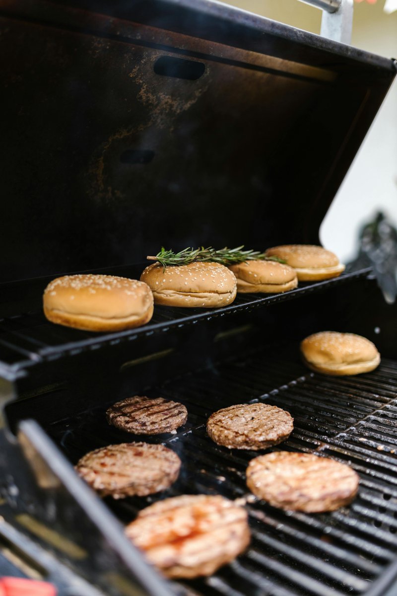 What's on your burger?

bbqandmoreforu.com

#burgers #burger #food #foodporn #foodie #burgerporn #instafood #fries #burgertime #cheeseburger #foodstagram #burgerlover #hamburger #yummy