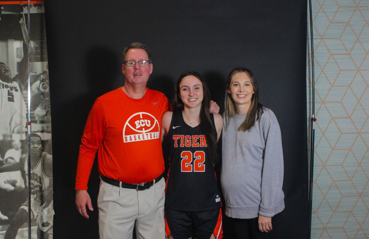 peyton mosley tweet media