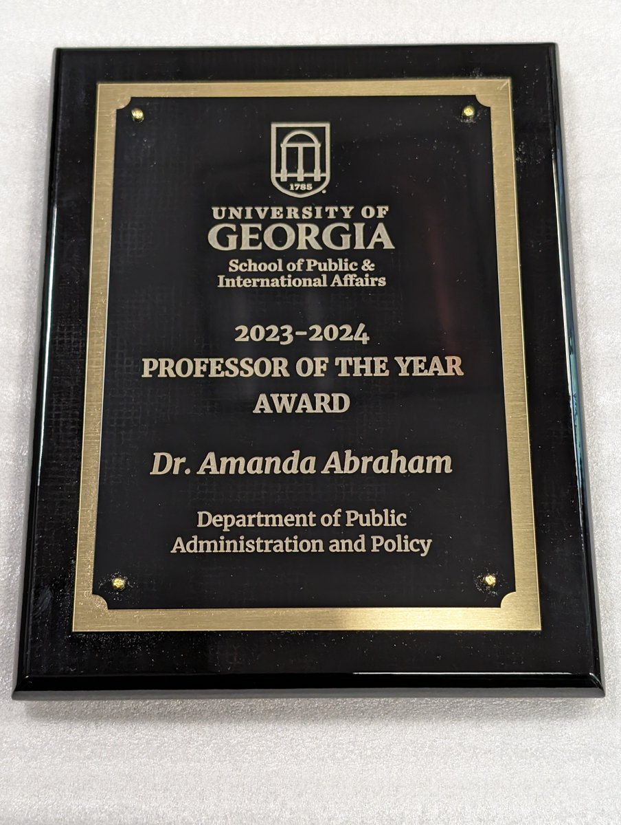 Congratulations to Dr. Amanda Abraham for being selected by our students as our Professor of the Year!!! 🎉🌟 #UGASPIA #CommitTo #PublicService