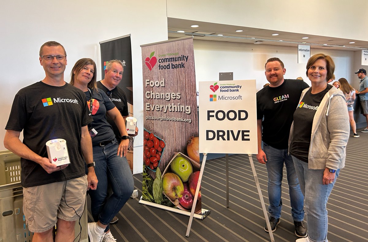✨ Good Deed of the Week ✨ @Microsoft helped us raise over $800 & collect 387lbs of food (2,887 meals) during our food & fund drive at this year's @P3RmovesPGH @PGHMarathon Expo! Host 👉 bit.ly/host-a-fundrai…