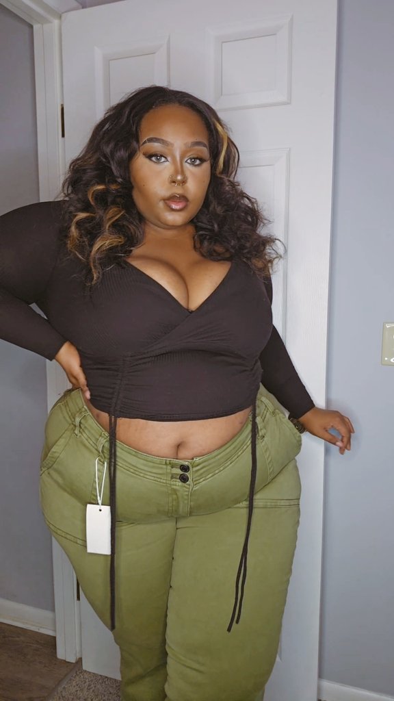 annatheegreat's tweet image. 