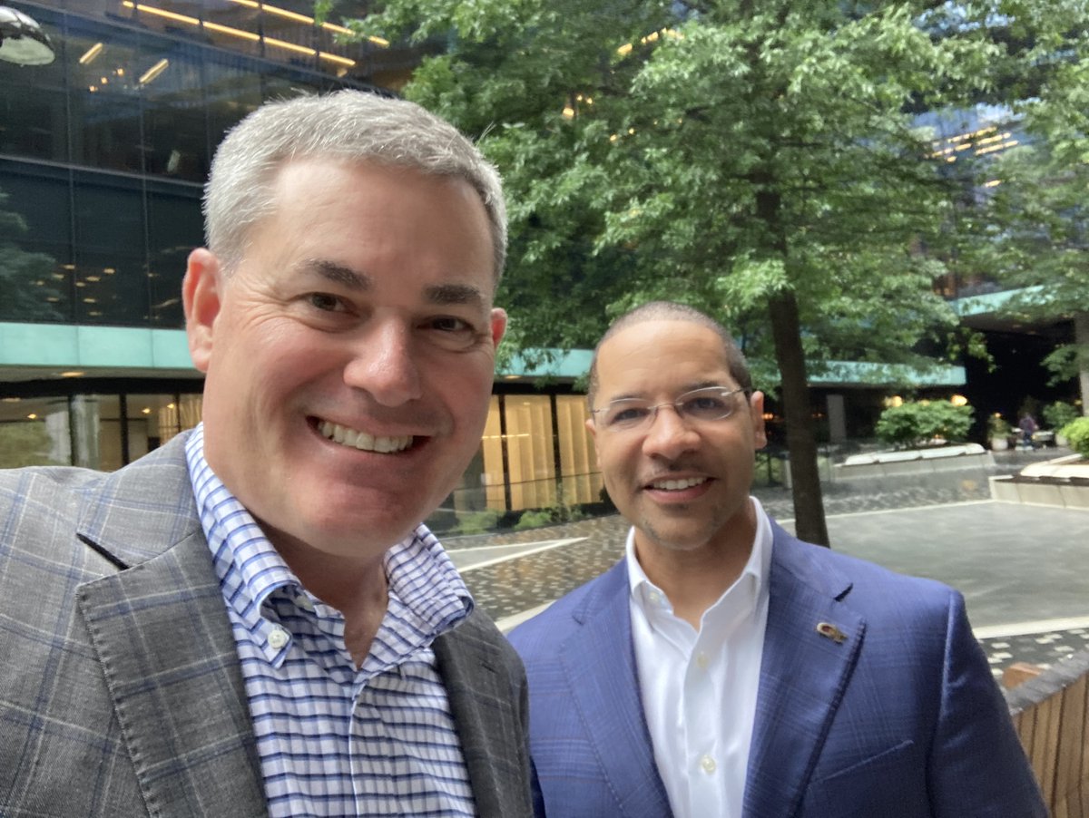 We're back on the road to visit with our incredible alumni. This week we went to Washington, D.C. to meet with Maj. Gen. Lenny J. Richoux, AE 1989, <a href="/usairforce/">U.S. Air Force</a>. #GTaerospace | ae.gatech.edu/give