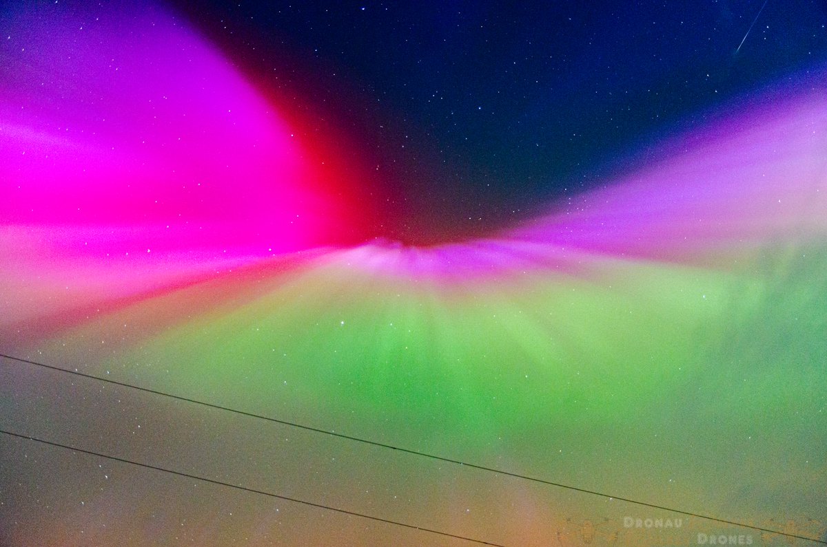 The Aurora puts on a show over Dyffryn Nantlle on 10/05/24. Taken at Mynydd Cilgwyn, north Wales.
<a href="/Ruth_ITV/">Ruth_TV</a>
<a href="/DerekTheWeather/">Derek Brockway - weatherman</a> <a href="/ITVWales/">ITV Wales News</a> <a href="/S4Ctywydd/">S4C Tywydd</a> <a href="/ItsYourWales/">It's Your Wales</a> <a href="/ChrisPage90/">Chris Page - Weatherman</a> <a href="/carolvorders/">Carol Vorderman</a> <a href="/MillardWill/">Will Millard</a> <a href="/ChrisPage90/">Chris Page - Weatherman</a> <a href="/metoffice/">Met Office</a> <a href="/ywasgS4Cpress/">S4C Y Wasg/Press</a> <a href="/carolkirkwood/">Carol Kirkwood</a>  <a href="/StormHour/">#StormHour</a> <a href="/VirtualAstro/">VirtualAstro</a>