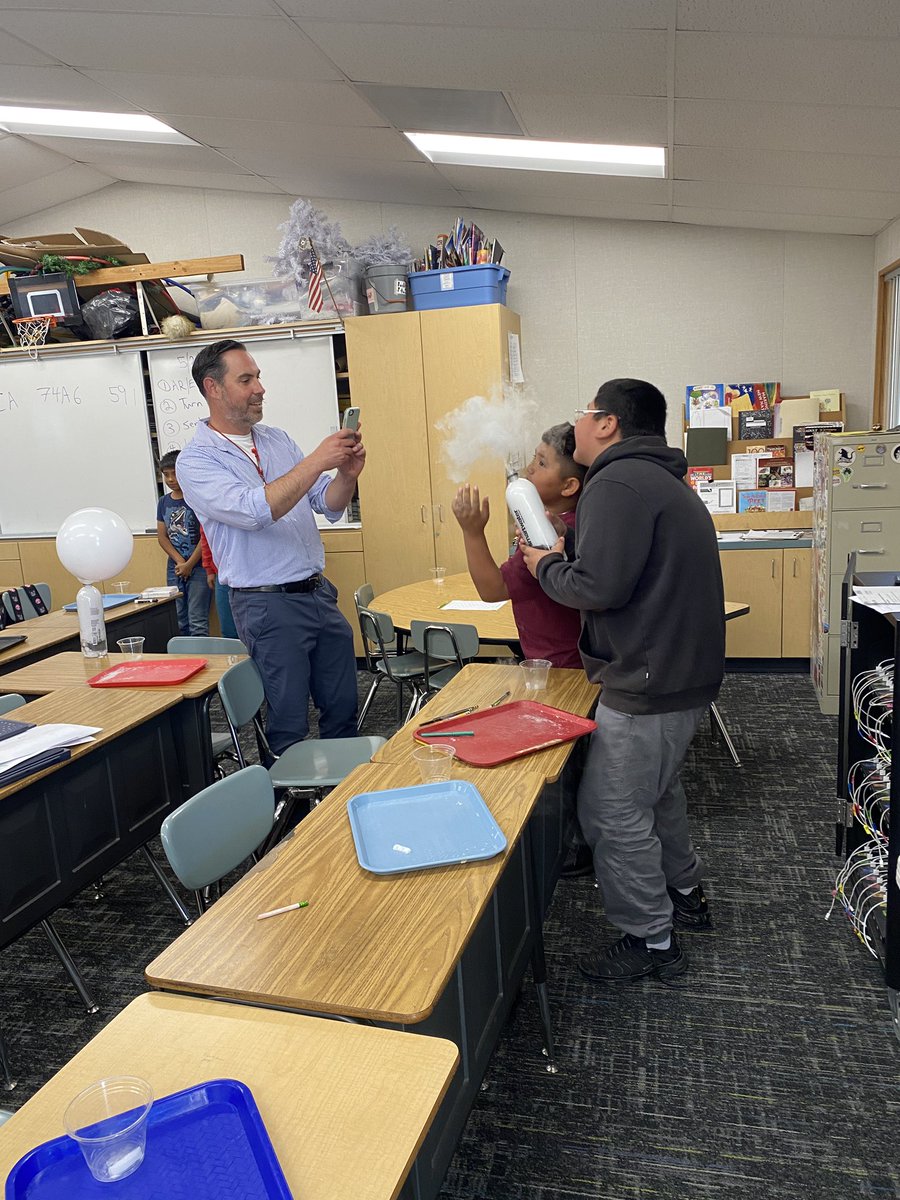 Soledad 4th graders zoomed into action with their direct transmission car project. 5th graders experimented with dry ice to explore solids, liquids, and gases! 6th grade,took the spotlight as students powered up their knowledge with hands-on experiences with solar panels.