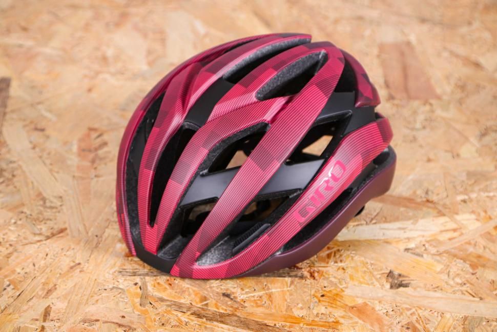 Review: All the features you want from a top-notch lid and it’s comfy too #Cycling @girocyclinguk buff.ly/3WFxYOo
