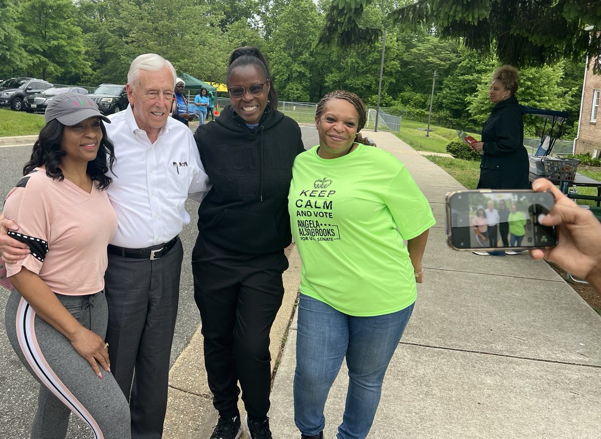 #MD05 Voters in Upper Marlboro are All in for Alsobrooks! Today, we are voting for a brighter future for all Marylanders. I'm proud to be a part of that work. Polls are open until 8:00 p.m. Find the polling location nearest to you.⬇️ voterservices.elections.maryland.gov/PollingPlaceSe…