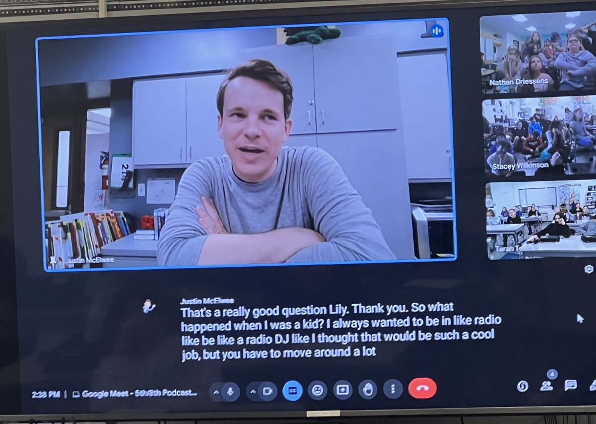 It is always a blast when we can connect Ss across the schools in <a href="/Woodridge68/">Woodridge Dist 68</a> 🥳 We had a chance to connect across <a href="/WillowCreek68/">Willow Creek School</a> 5th &amp; JJH 8th to do a live Q&amp;A “podcaster to podcaster”. Bonus @mcelwee_justin shared expertise as a pro podcaster 🤩
