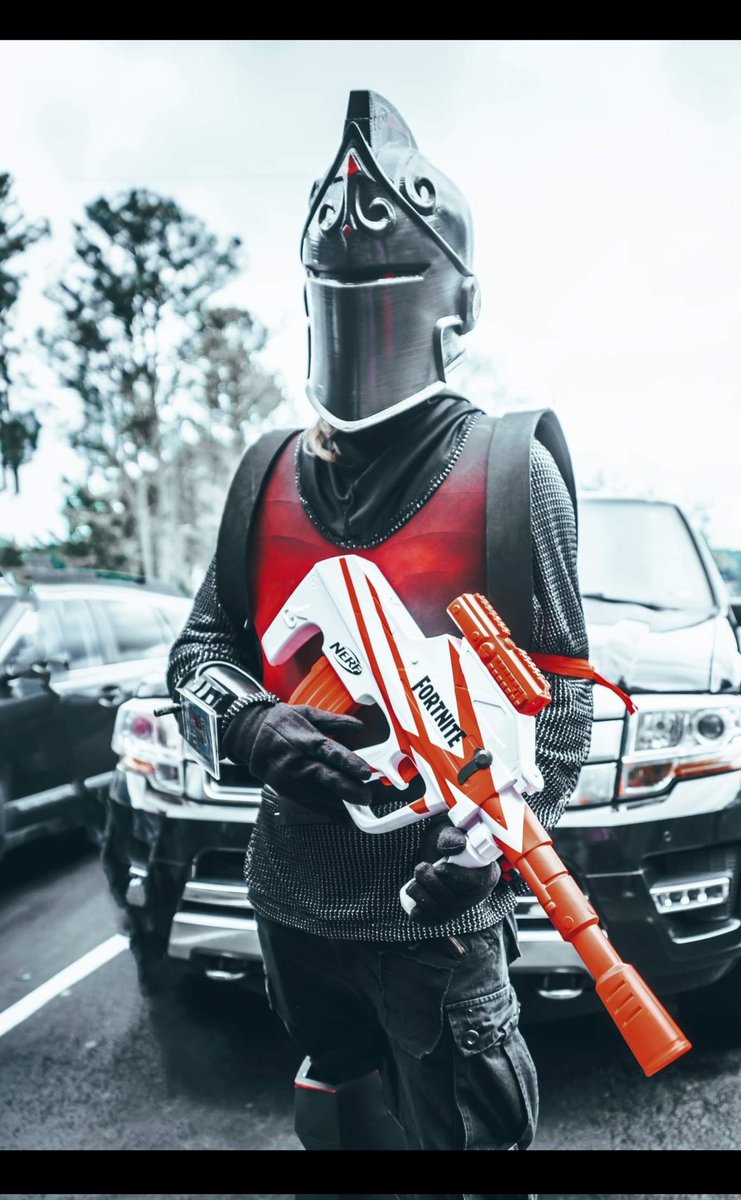 Famous_player_'s tweet image. The odious scourge of wailing woods!