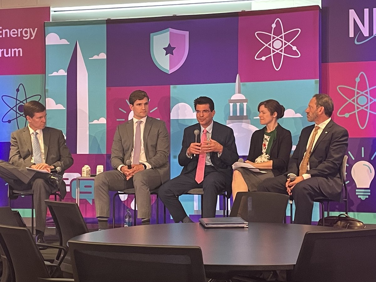 The clean energy transition is a team sport. Appreciate the discussion at @NEI’s #NEPF2024 with @NABTU, the @NatlHydroAssoc & the @EnvDefenseFund.
