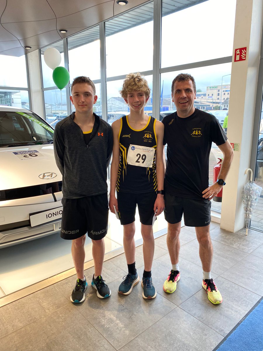 Congrats to the St Eunans College team of Caolan Spratt, Luke Sweeney and Michael Harkin on finishing 2nd in the Interfirms 5k, Luke Sweeney was the winner of the Juvenile category and he was followed across the line by Caolan for 2nd place. Well done lads.