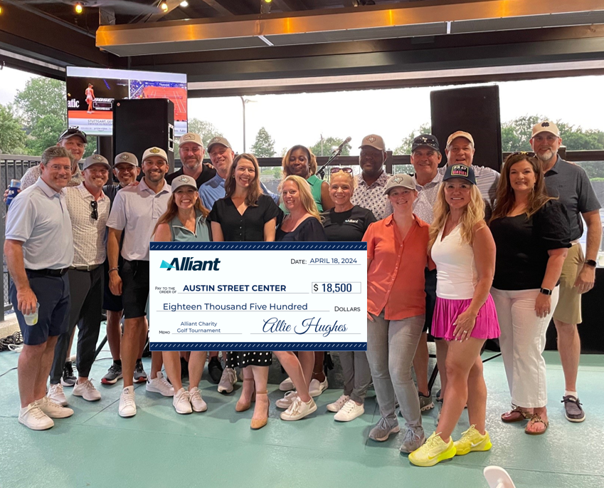 AustinStreetCtr's tweet image. Austin Street was so grateful to have been invited as a beneficiary of @AlliantIns&apos; Golf Tournament, thanks to our friend Jeremy Mahoney. Thank you for your support of our mission to #HelpThemHome. ⛳️🏡