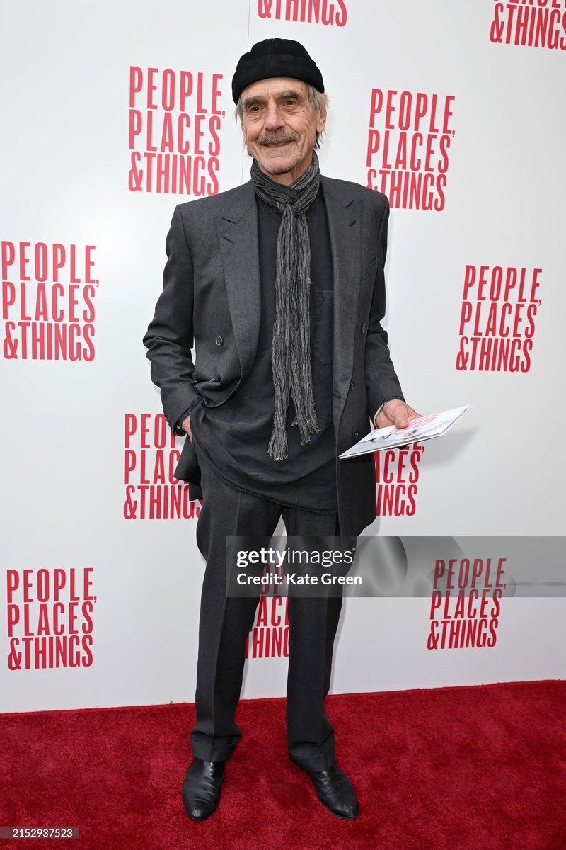 Jeremy Irons attends the Opening Night performance of @PPTonstage starring his wife, Sinead Cusack. #jeremyirons