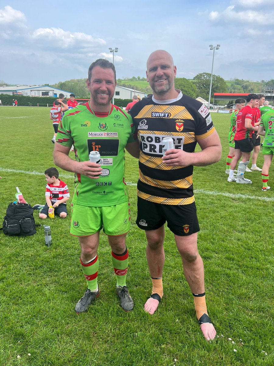 Great to see this man @adz_warren  the past weekend. 
Still putting in solid shifts as always….. 
@NewportRFC @RugbyWal @WalesRugby @WelshPremRugby @dragonsrugby @DragonsOffic_SC