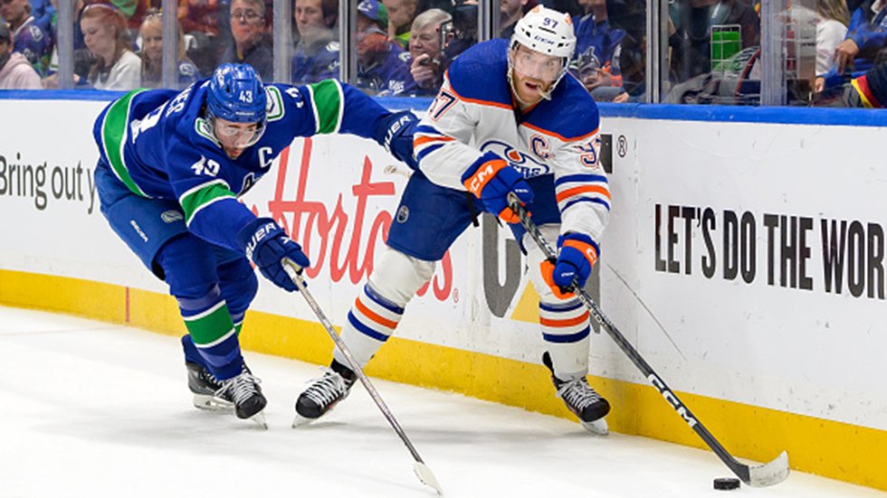 POWER PLAYS from @FanDuelCanada - Is Connor McDavid being played to much? Who needs to step up for the Oilers in Game 4? How does Elias Pettersson get his game going for the Canucks? More from @Aaron_Korolnek & @frankcorrado22: tsn.ca/video/~2922042