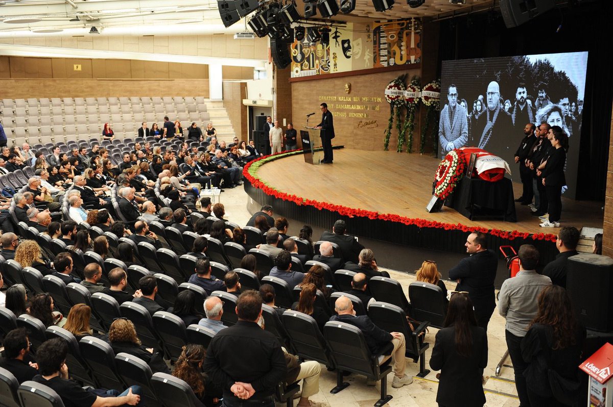 Dostum Sezai Hazır'ı bugün İzmir’de sivil toplum dünyasından arkadaşlarımız ile birlikte sonsuzluğa uğurladık. Hayatını gençlerin ve sivil toplumun güçlenmesine adamış olan sevgili Sezai, kurucusu olduğu Habitat Derneği ve girişimcisi olduğu bir çok sosyal proje aracılığıyla