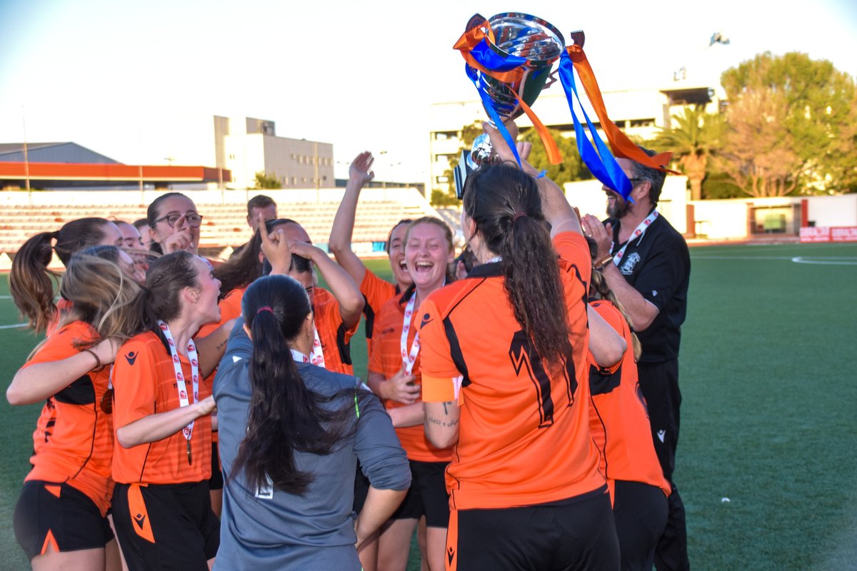 🏆 CHAMPIONS 🏆 Congratulations to @LionsGibFC on winning the 2024 Women's Rock Cup 🎉