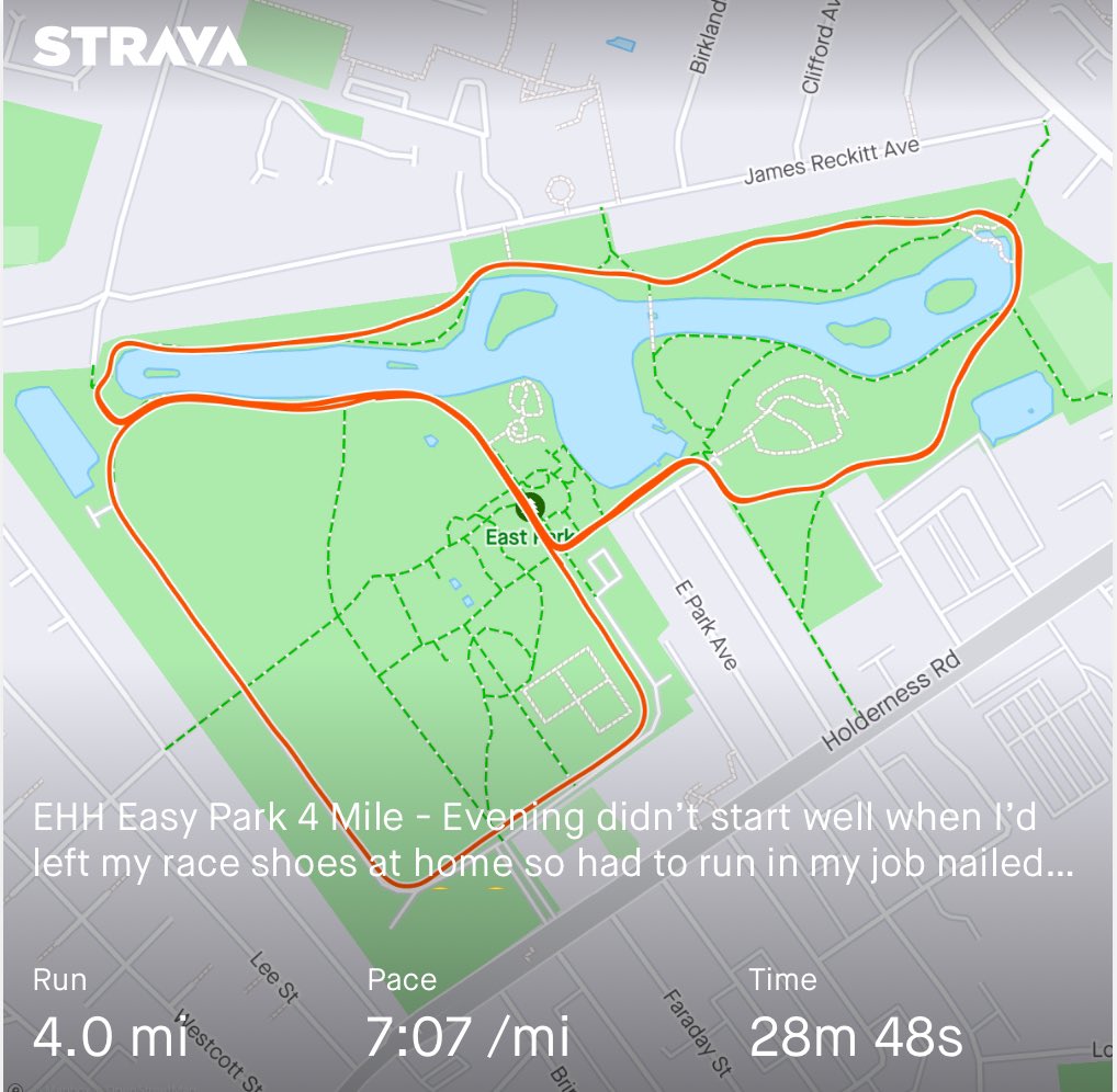 EHH East Park 4 Mile - Evening didn’t start well when I’d left my race shoes at home so had to run in my hob nailed Cloudsurfers instead 🙄😂 - These things happen so reassess the goals and just go out and enjoy it 😊🏃‍♂️ @RunComPod