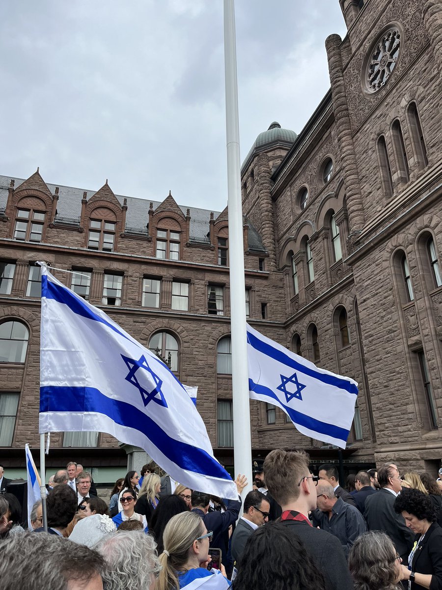 Today, Israel’s flag was raised in celebration of Yom Ha’Atzmaut, Israel’s Independence Day 🇮🇱. Israel continues to stand strong and proud, as a symbol of resilience, survival and determination for Jewish communities worldwide. #IStandWithIsrael
