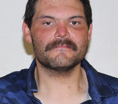 Missing man in #FortMcMurray: Wynn McNeill (34 y/o). was last heard from on May 7 when he was in downtown #ymm. He has black hair, brown eyes, is 6'0, 207 lbs, has a goatee, was wearing a dark blue shirt and grey suspenders. RT?