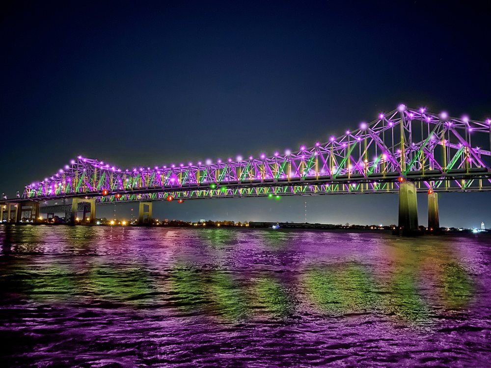 McDanielWWLTV's tweet image. Take a look at how the Crescent City Connection is set to look once that $20 million lighting project is complete around mid-December. Expect some traffic woes through the Summer. The story at 5 on @WWLTV 💡