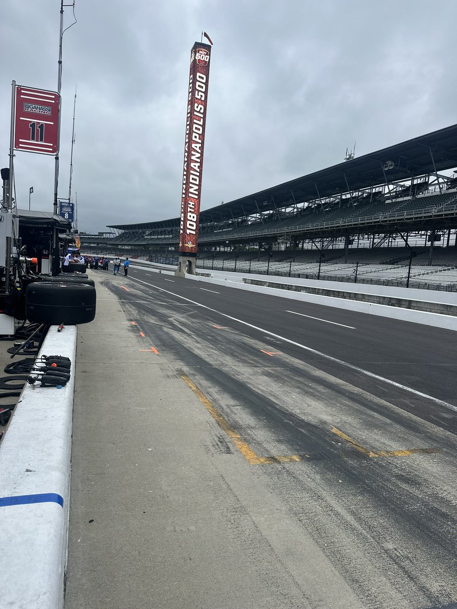 Bummed we had the weather today. The view of turn 1 is a bit different now @IMS but so happy we are back. 🤞 for a dry week ahead.