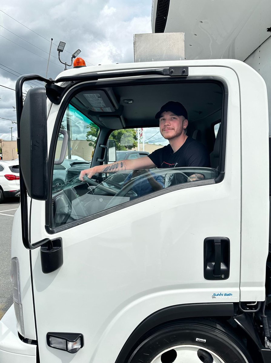 DansLegacyBC's tweet image. More people facing food insecurity issues will get help thanks to the purchase of a refrigerated truck which will collect and distribute donated food.

@SukhiBathMotors donated $20,000 of the purchase price. We thank them for their generosity.

Learn more: shorturl.at/QRVW9