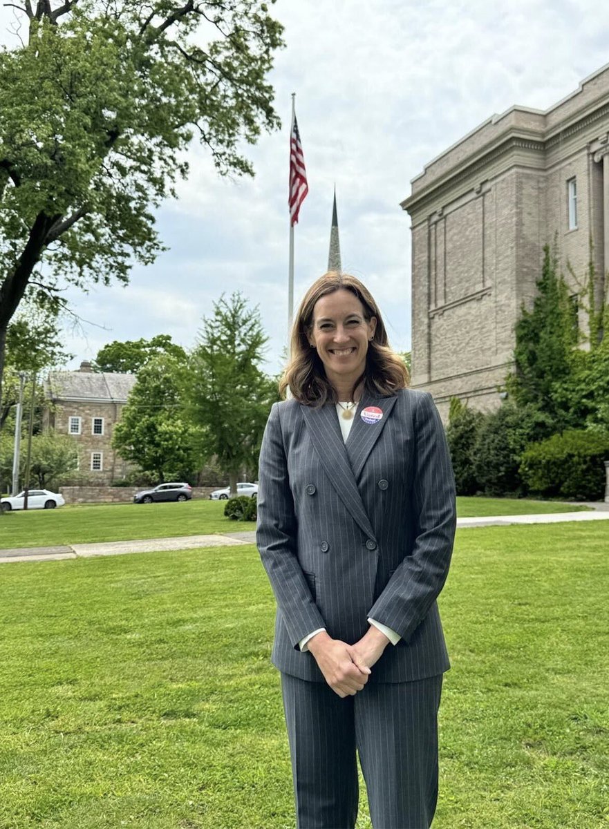 There are municipal elections in fifteen municipalities in NJ today, including three in NJ-11! If you live in Montclair, Nutley, or Belleville, don't forget to get out and vote before polls close at 8pm.