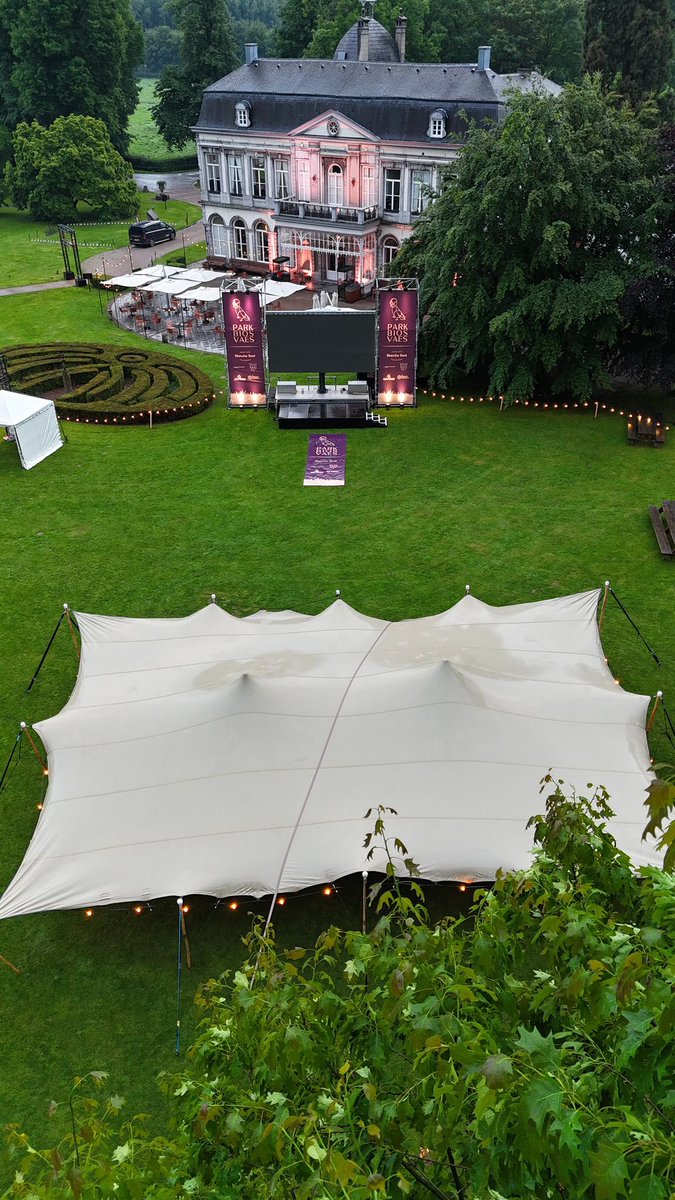 LucHerberichs's tweet photo. Bijna klaar voor Parkbios Vaes. Zien we jullie morgen bij Vaeshartelt in Maastricht voor @MartinKoolhoven &amp; E.T.? #filmfestival https://t.co/T8KWXYefGd