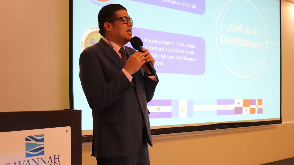 🌎Fortalecer la gestión integral del riesgo de desastres a través de sistemas de alerta temprana multi-amenaza, infraestructuras resiliente y el sector privado fueron temas centrales en el encuentro hoy en Barbados entre <a href="/UNDRR_Americas/">UNDRR Américas y el Caribe</a>, <a href="/ECHO_LatAm/">EU Humanitarian Aid | Latin America & Caribbean</a> y varios socios regionales.