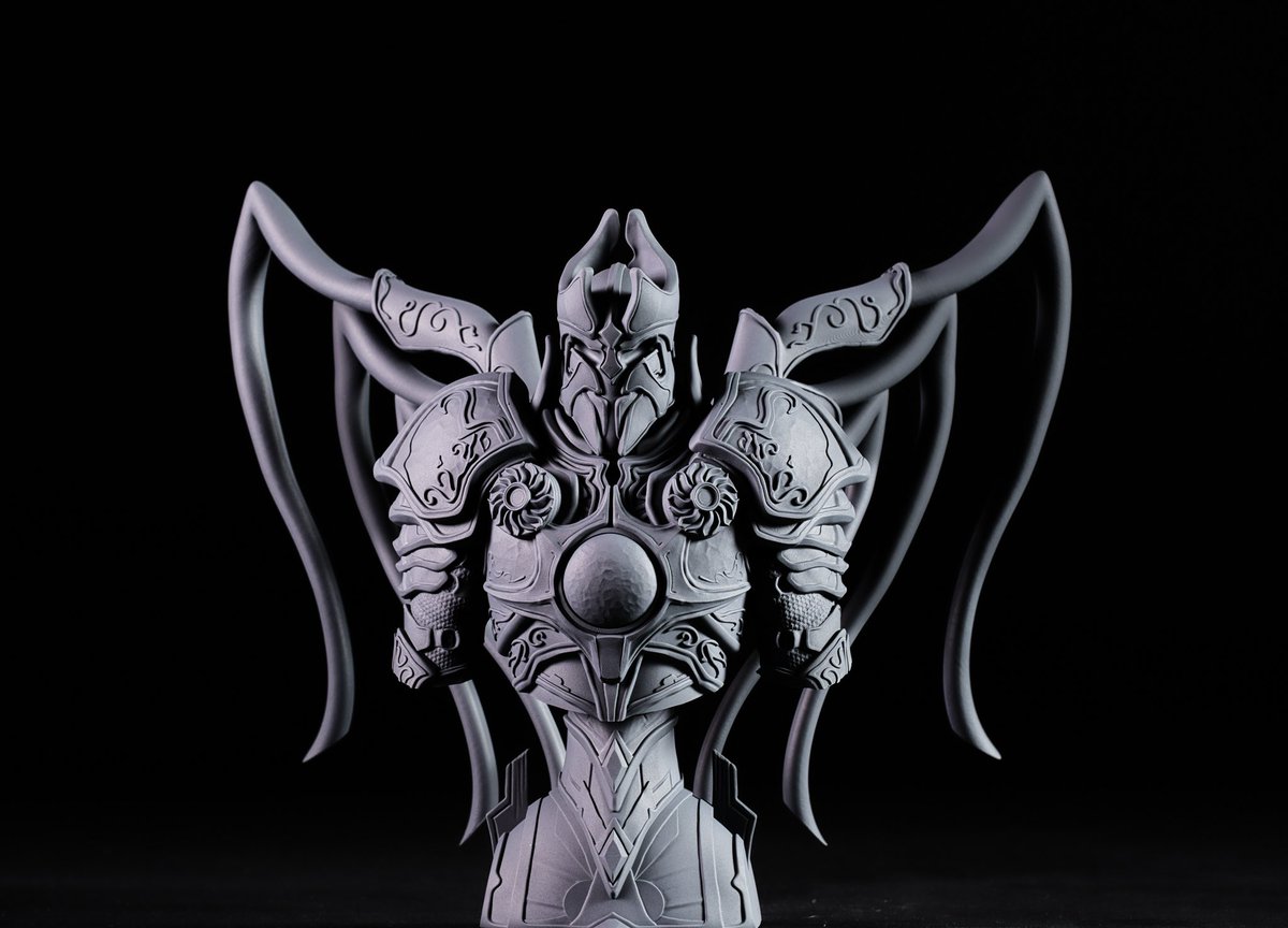 Imperius bust Sculpt: @fotismint #zbrush Resin: @SirayaTech Fast Navy Grey Printer: @mypeopoly Forge & @WhamBamSystems XTR Supports: @LycheeSlicer #3dprinting @Thangs3D #3dprinter