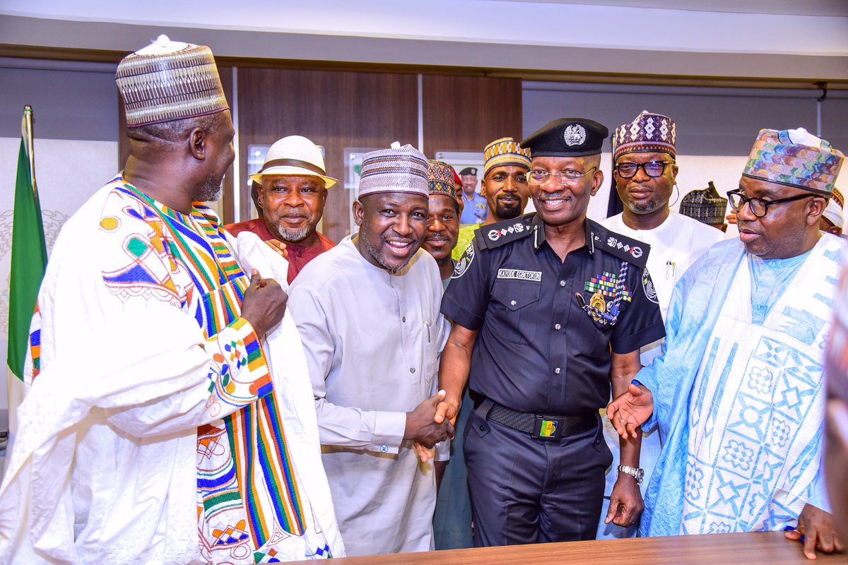 PRESS RELEASE FIGHT AGAINST OIL THEFT: IGP MEETS IPMAN LEADERSHIP, DISCUSSES AREAS OF PARTNERSHIP The Inspector General of Police, IGP Kayode Adeolu Egbetokun, Ph.D., NPM, on Tuesday 14th May, 2024, held a productive meeting at the Force Headquarters with the leadership of the