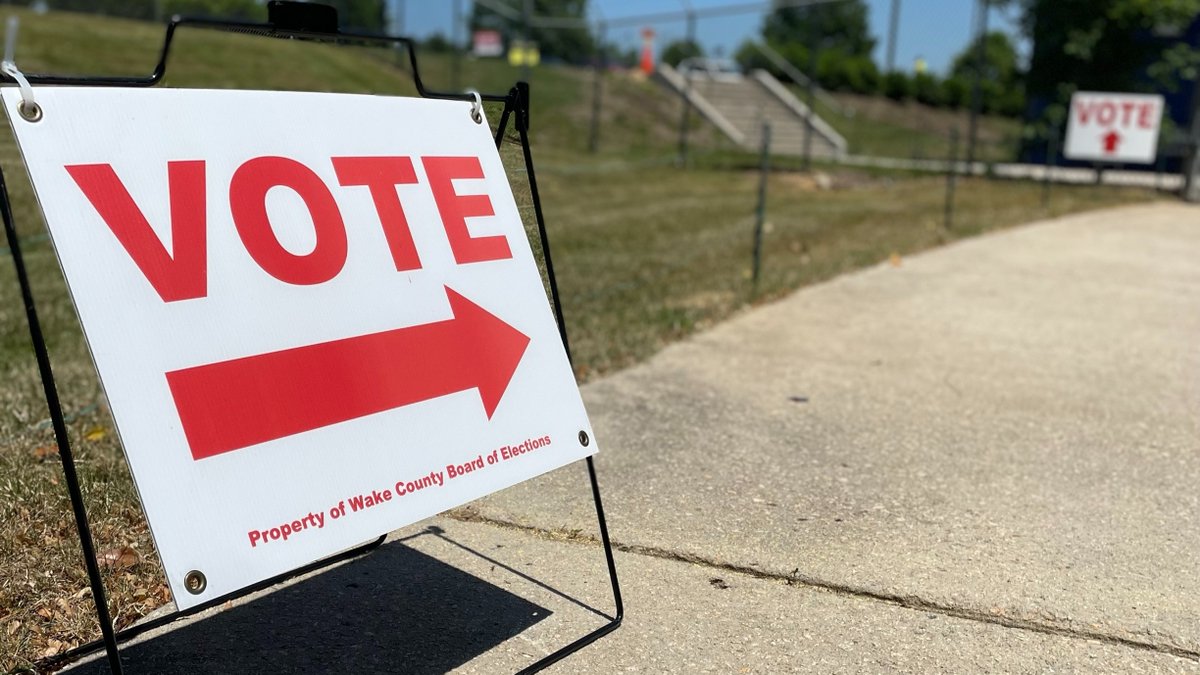 If you haven't cast your ballot in the 2nd Primary, there is still time to vote today! Polls close at 7:30 p.m. ⏰ Find your polling place and view a sample ballot here ⤵️ ow.ly/WQOw50RGkHf