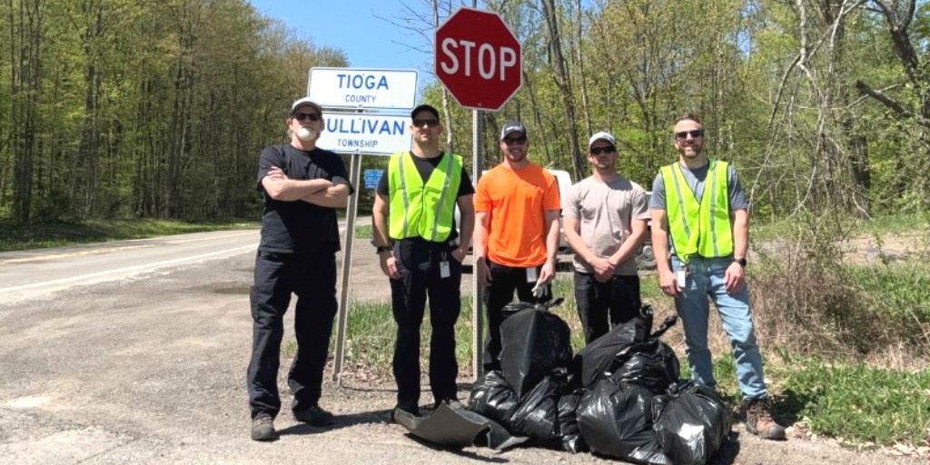 From clean energy to clean highways, a big thank-you to our Armenia Mountain crew! They recently hit the shoulders of Route 6 in north-central Pennsylvania to clean up a two-mile stretch. The good news? They’ve noticed a lot LESS trash over the years.