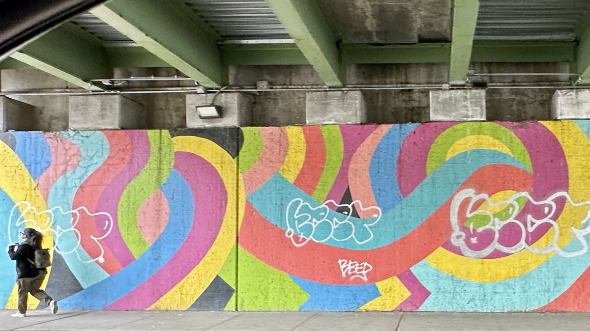 Really shameful to see graffiti tags on the “Radiant Passage” mural on North Ave, New Rochelle. City told me last month it put out an RFP for clean-up. It’s one of several murals tagged by graffiti vandals in the downtown corridor.