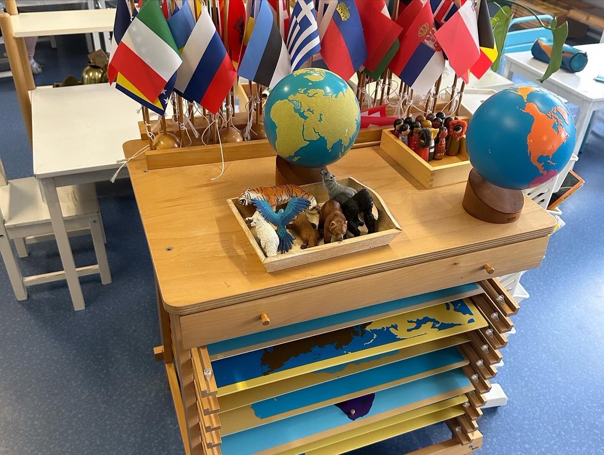 Ayer la seño Ana Laura comenzó su aventura Erasmus+ en Vannes. Un día muy completo visitando al Instituto de E. Secundaria Saint Françoise Xavier, la Escuela de E. Primaria Sainte Jehanne D' Arc y la Escuela Montessori Sainte Bernadette. <a href="/CEPSevilla/">CEP de Sevilla.</a> <a href="/erasmuscepsevi/">Internacionalización CEP Sevilla</a> <a href="/sepiegob/">SEPIE</a>