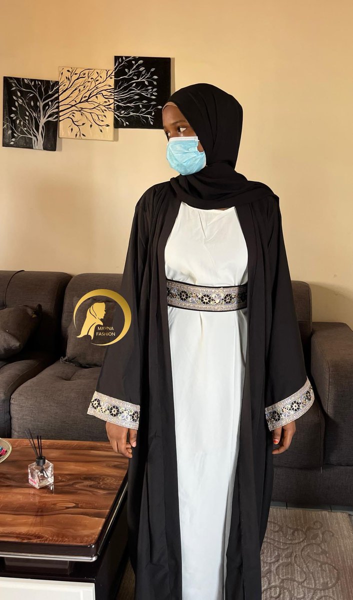 Assalamou Alaykoum 
Nous vous présentons la première partie de la collection tabaski😻😻

Une abaya 2pcs, à la fois pudique et élégante 😻😻🫠 (la robe à l’intérieur est en beige pas en blanc. C’est la photo qui change)

Whtsp📞 626 29 94 94