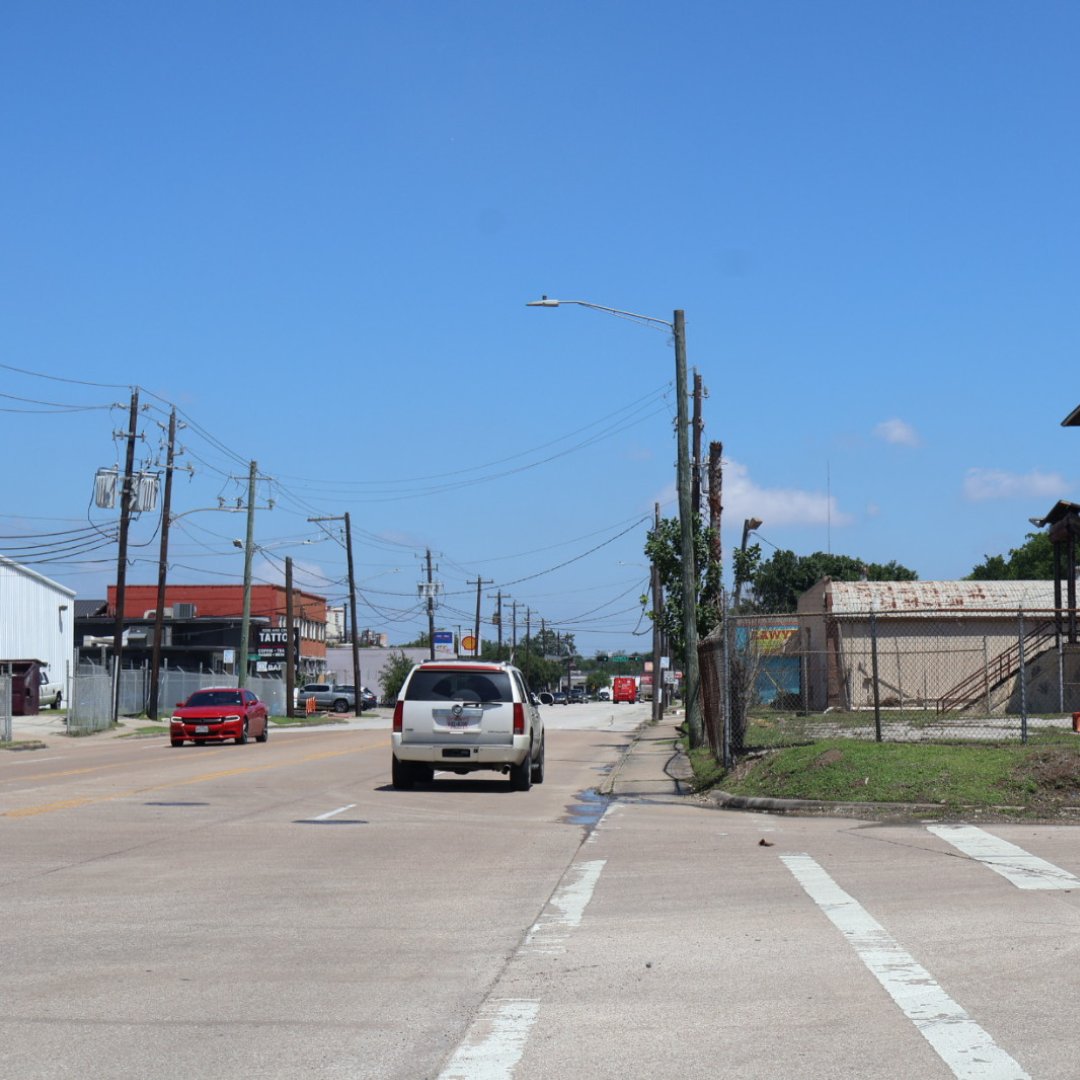 It’s #InfrastructureWeek! 🛣️ @HoustonTX District I received $20M+ to enhance mobility and pedestrian safety in the Telephone Road Project through the RAISE grant! Pedestrian infrastructure is vital for walkable cities, and we're thrilled to see this project take shape! 🚶‍♂️