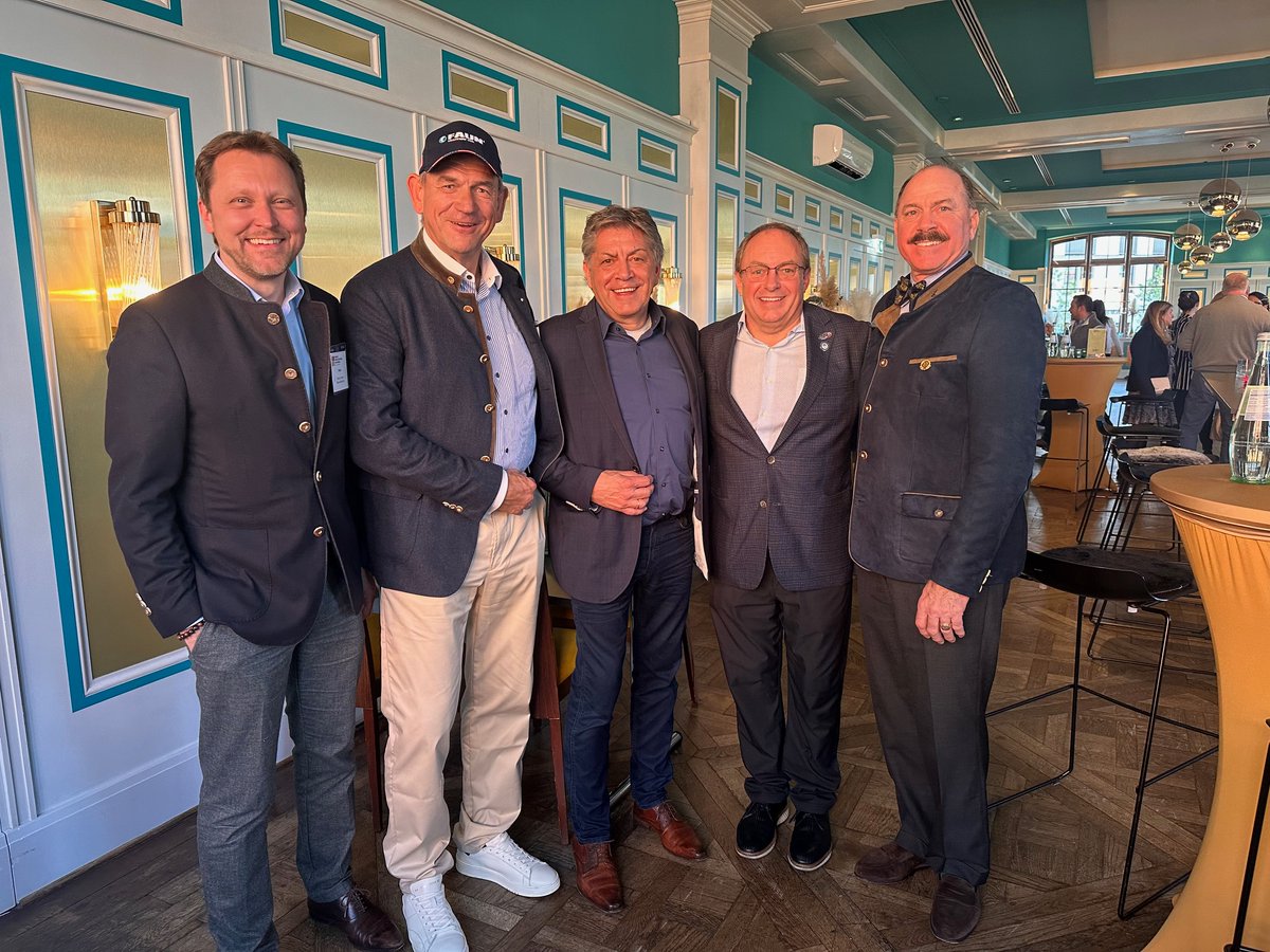 Stefan Rummel of @messemuenchen; Dr. Johannes F. Kirchhoff of KIRCHHOFF Group; Dr. Armin Vogel of @SSISCHAEFER; Don Ross, Chairman of NWRA Board of Trustees & Chief Sales Officer of @newwaytrucks; & Michael E. Hoffman, incoming President & CEO of NWRA, gather at IFAT Munich 2024.