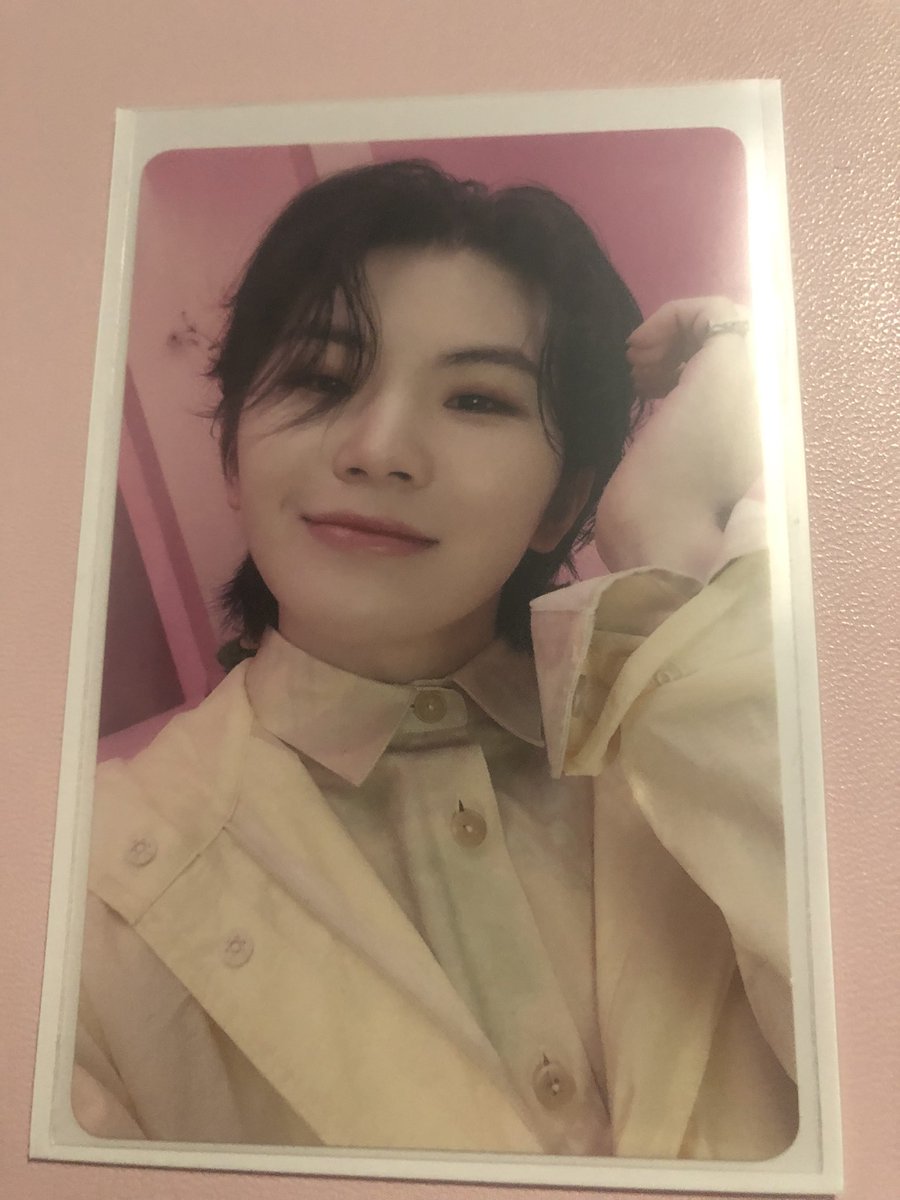 ADORABLE PINK UJIIII 😭😭💕💕 Always yours seriously has some of THE prettiest pcs… (and songs) 10/10!!!