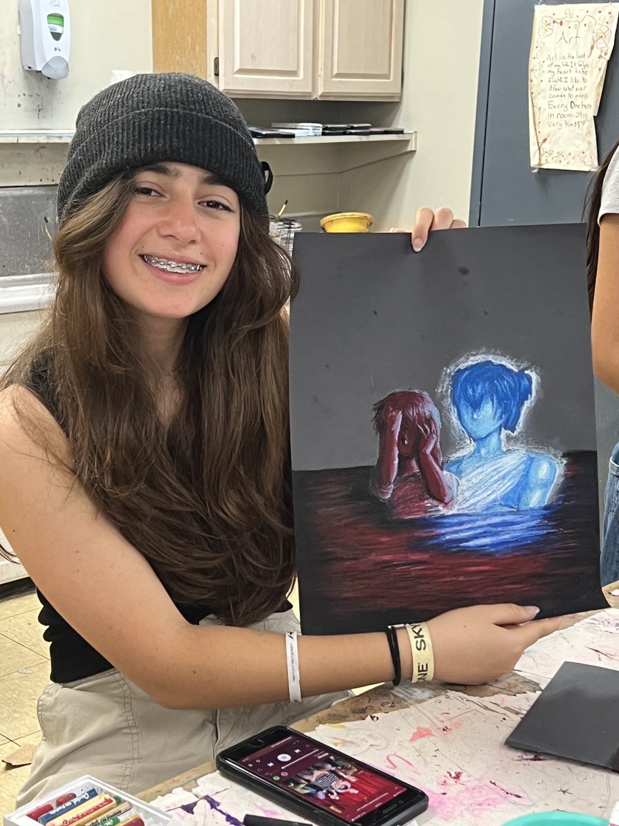 AEWrightMS's tweet photo. Ms. Jaffe's art students are working on their Pop Art Candy paintings and toilet paper food! #aewms #lvusd https://t.co/OGN2GGonu1