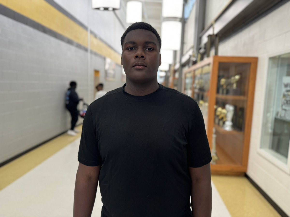 South Oak Cliff 2027 OL Brian Swanson checks in at 6-5, 295 and brings a mean streak to the trenches Offers from Bay, Duke, La Tech, UNT, Ole Miss, Pitt, SDSU, SMU, Tx Tech, UNLV @BrianSwanson0 | @SOCGoldenBearFB | @SOCFootball1 | @coach_traylor | @CoachWarden | @ZachIsGreat_