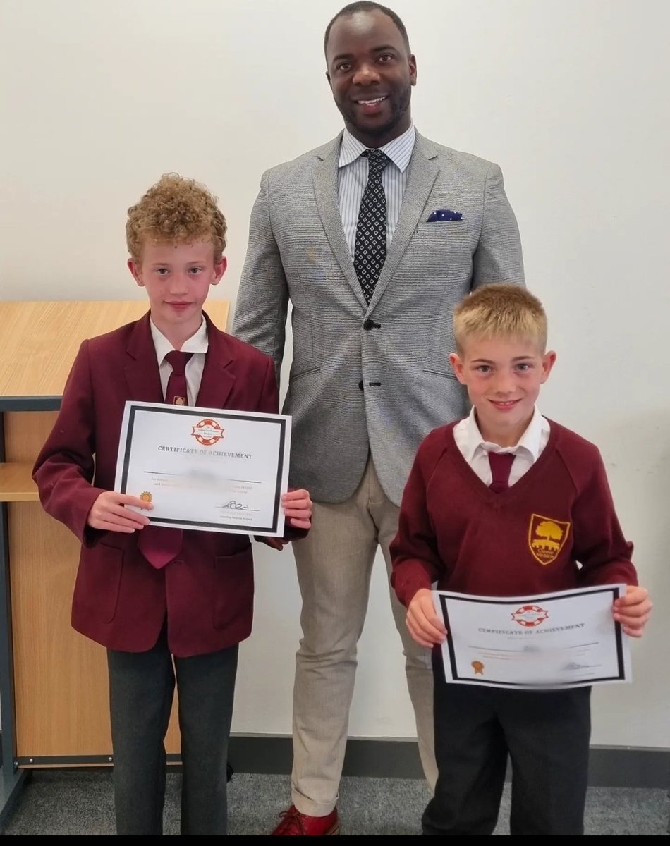 We are extremely proud of the #YoungGentleman at our partner SEN school @CleeveMeadow based in Sidcup, South East London. Today they received their midway certificates. 👏🏿🚀 @TKATAcademies @StandingOvproj