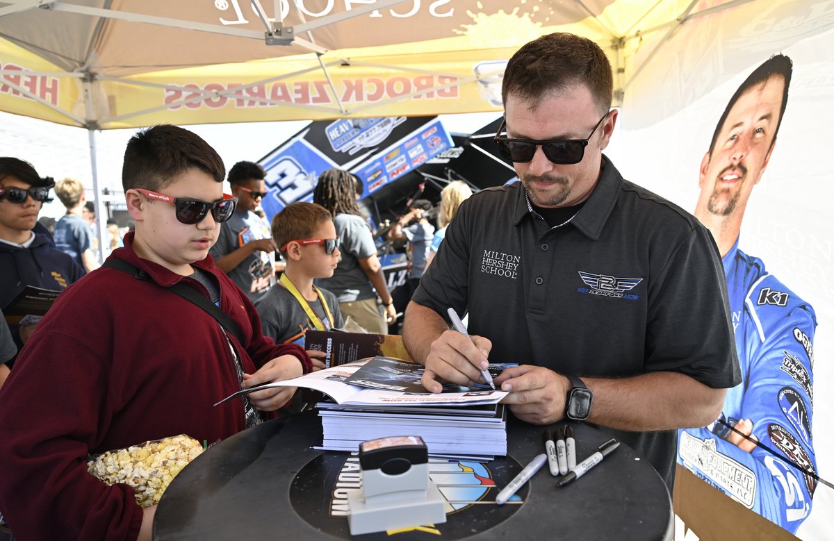On May 13, Milton Hershey School and @WorldofOutlaws hosted the Hershey Sprint Car Experience @Hersheypark Stadium. The event celebrated local racing history and introduced the school to thousands of fans. Learn more: bit.ly/4agpuAt #HersheySprintCars