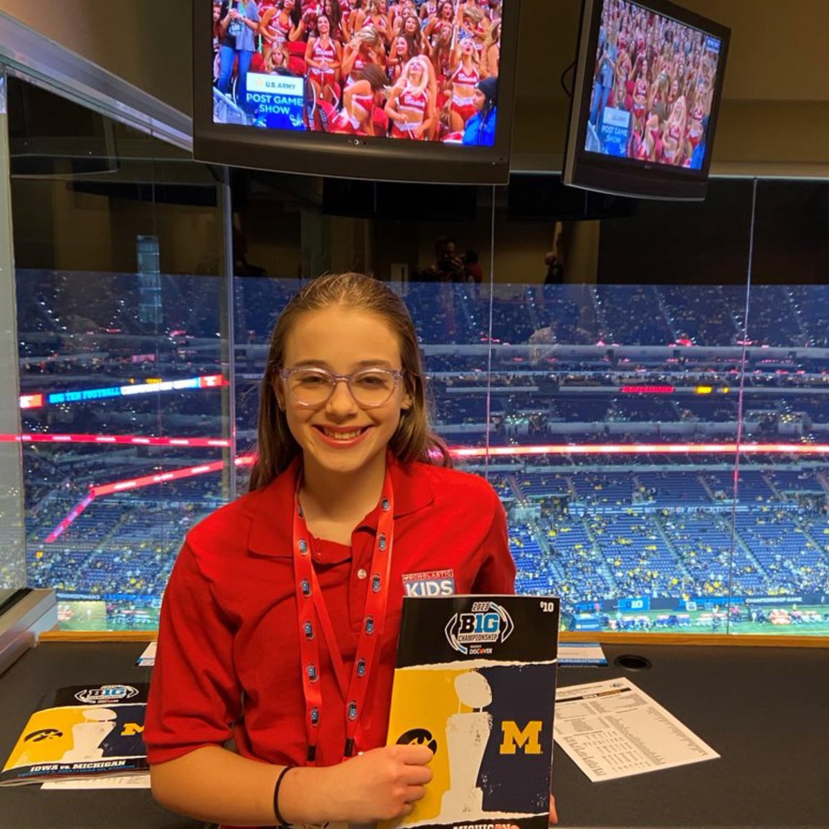 Do you know an aspiring journalist? The @Scholastic Kid Reporter application period for the 2024-2025 program closes on June 1! Kids ages 10-14 can apply to join the #ScholasticKidsPress here: bit.ly/3UIBxjY