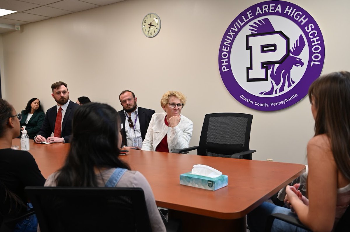 I learned of the potential termination of Phoenixville HS's JROTC program & introduced a bipartisan bill to preserve it & similar programs across the country. Yesterday, I met with students, teachers, & administrators at Phoenixville to discuss preserving this important program.