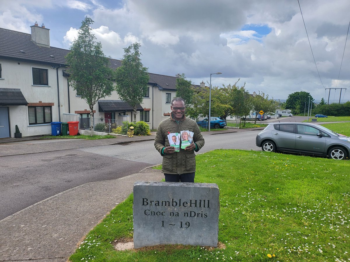 After submitting my nomination, I went canvassing. Donnybrook continues. I want to meet my target of introducing myself to every resident in my ward. I still have to cover Donnybrook, Douglas, Skehard Road. We discussed street light, transport in Bramblehill.
Up the GREEN PARTY!