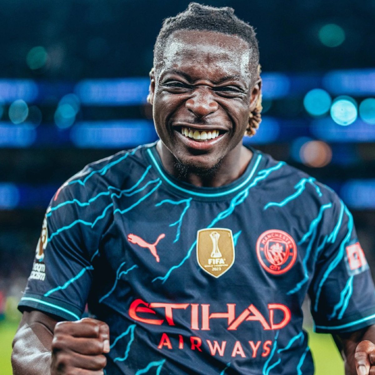 City_Xtra's tweet photo. This is how it feels to be #ManCity! 🥹🩵 @ManCity https://t.co/1X2JxnnK42