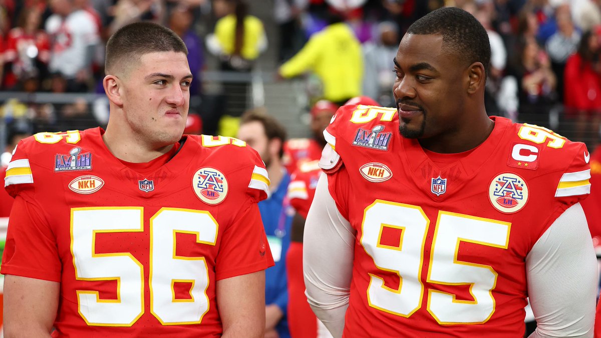 I know a couple guys who like the fact they get to face off against Lamar Jackson AND Joe Burrow in the first two weeks of the season...

📸 @Chiefs